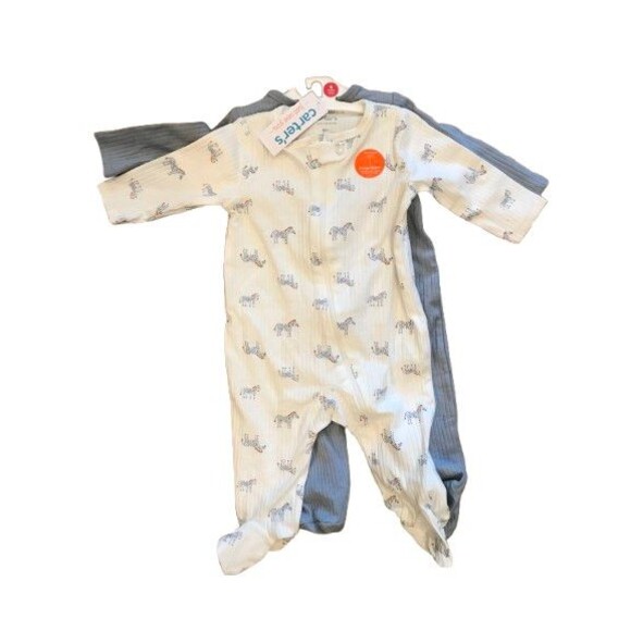 Baby Boy's 6 Month Footed Sleepers Carters Set of 2 with Zipper - Picture 1 of 2